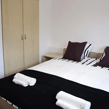 Wesselenyi Apartmanhaz Apartment Balatonalmadi