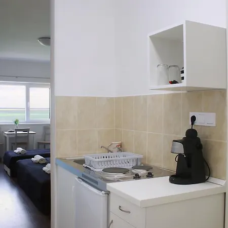 Wesselenyi Apartmanhaz Balatonalmadi