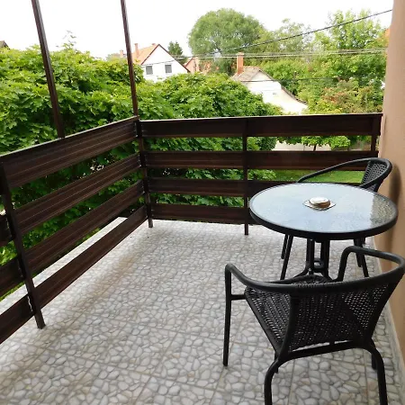 Wesselenyi Apartmanhaz Apartament